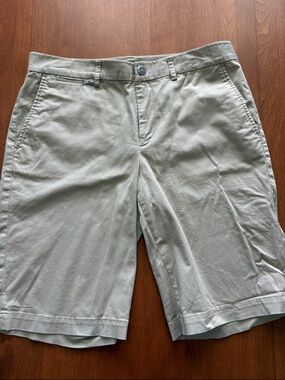 L-RL Lauren Active Ralph Lauren Women's Bermuda Shorts Tan Size 8